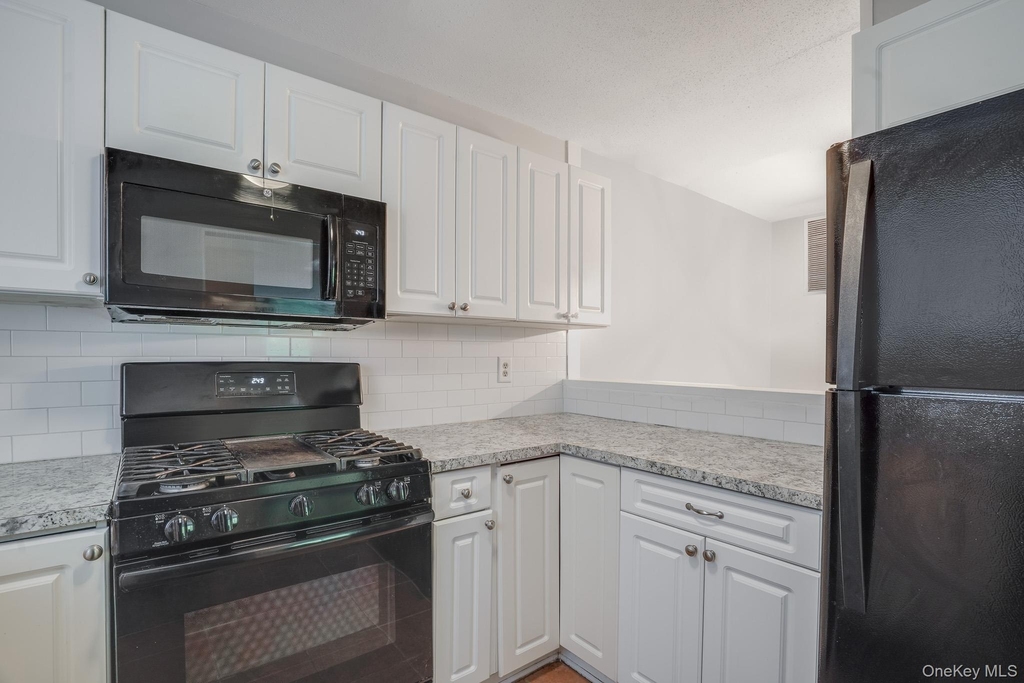 22 Cedar Pond Lane - Photo 10