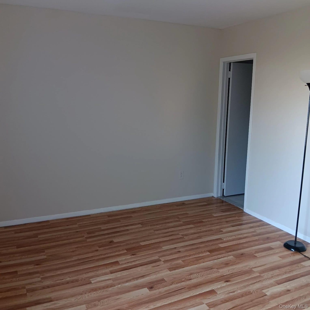 200 Hilton Avenue - Photo 31