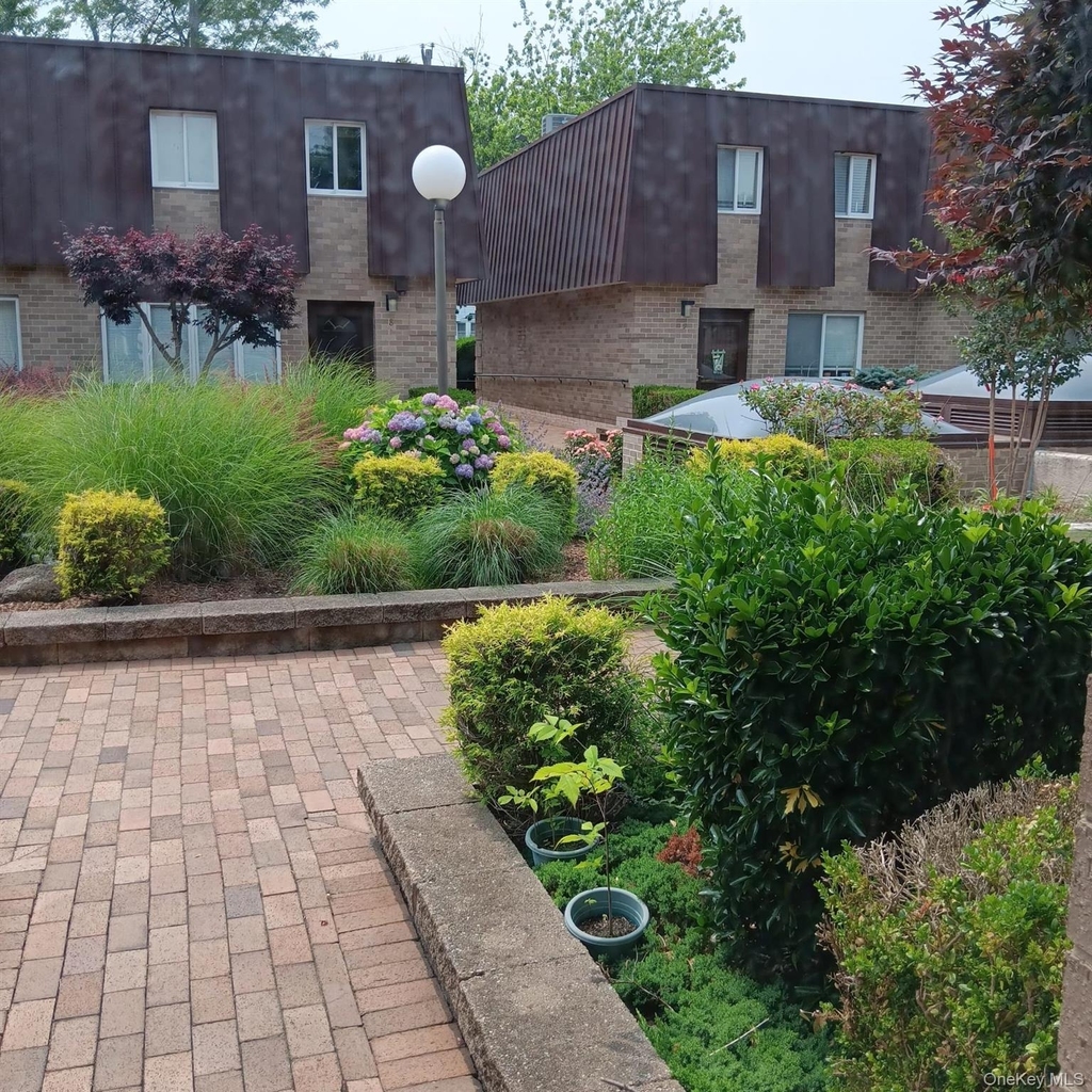 200 Hilton Avenue - Photo 24