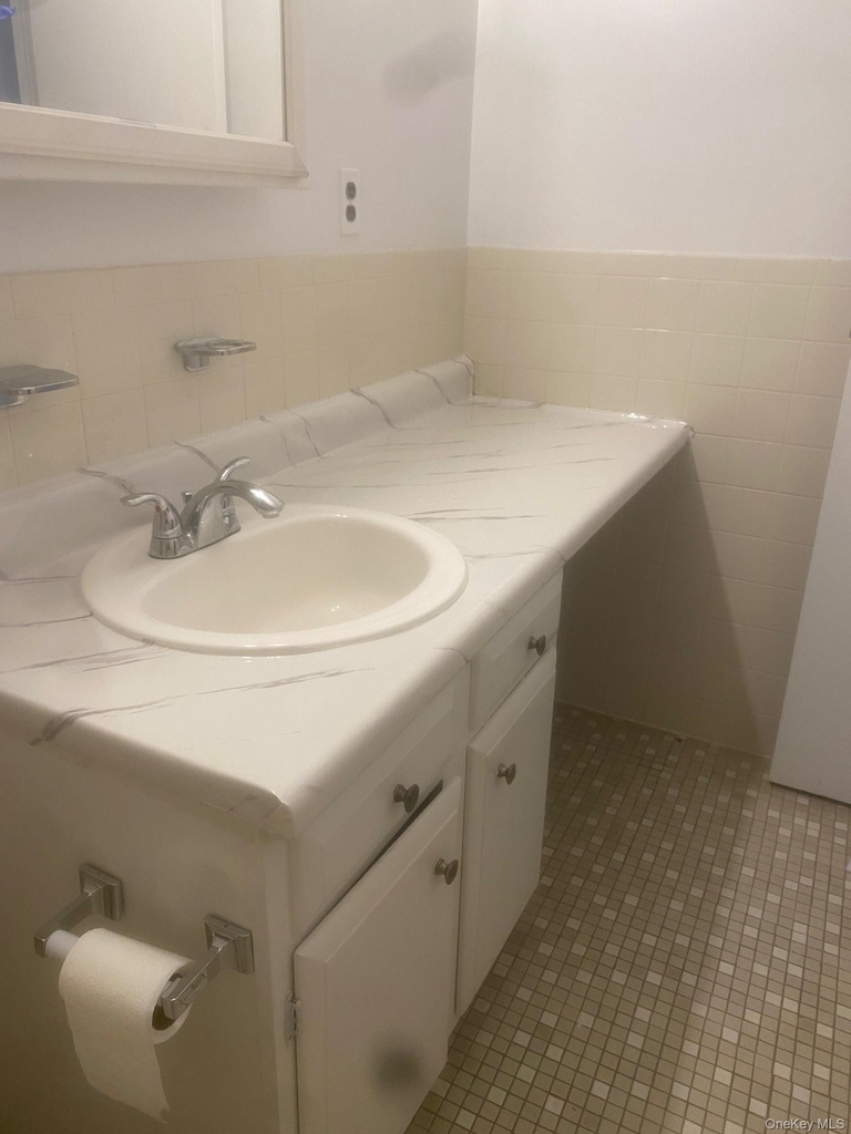 200 Hilton Avenue - Photo 18