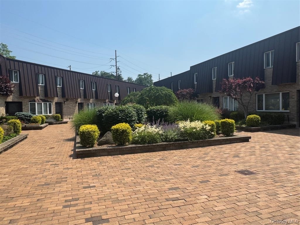 200 Hilton Avenue - Photo 26