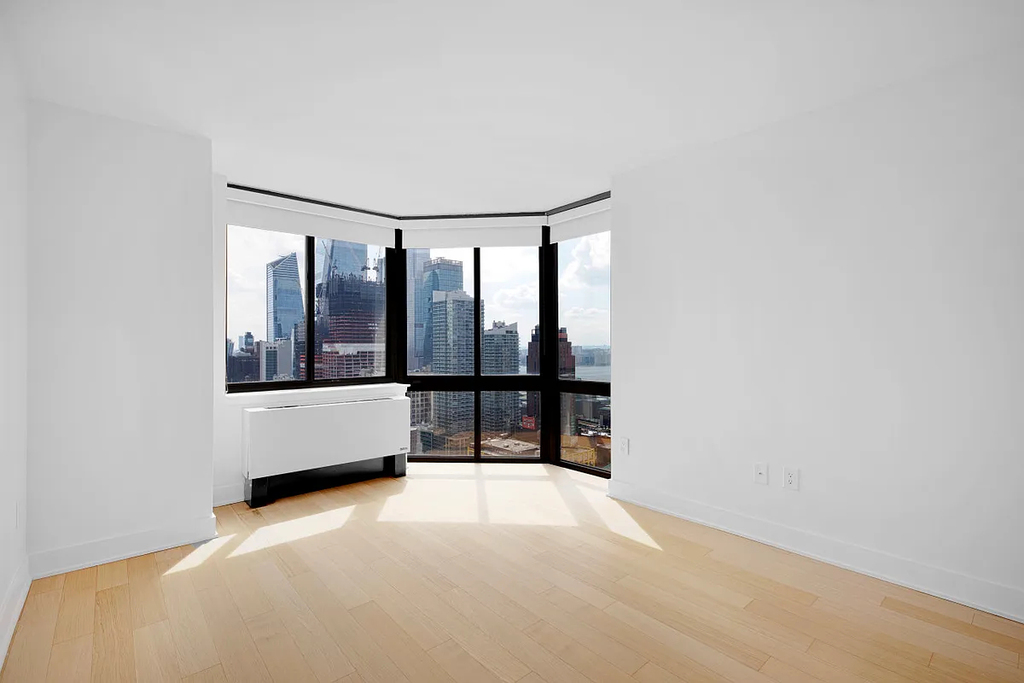 420 West 42nd Street - Photo 0
