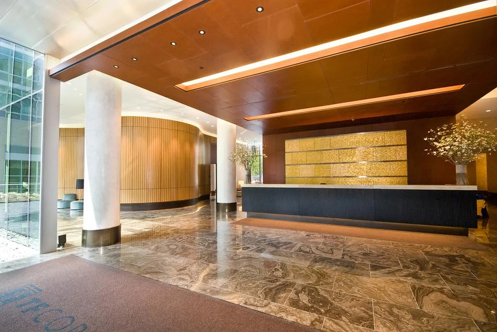 505 West 37th Street - Photo 5
