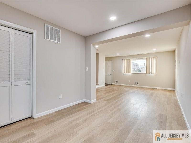 11 Hyde Avenue - Photo 4