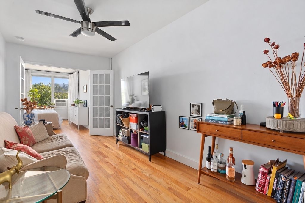 619 Union Avenue - Photo 2