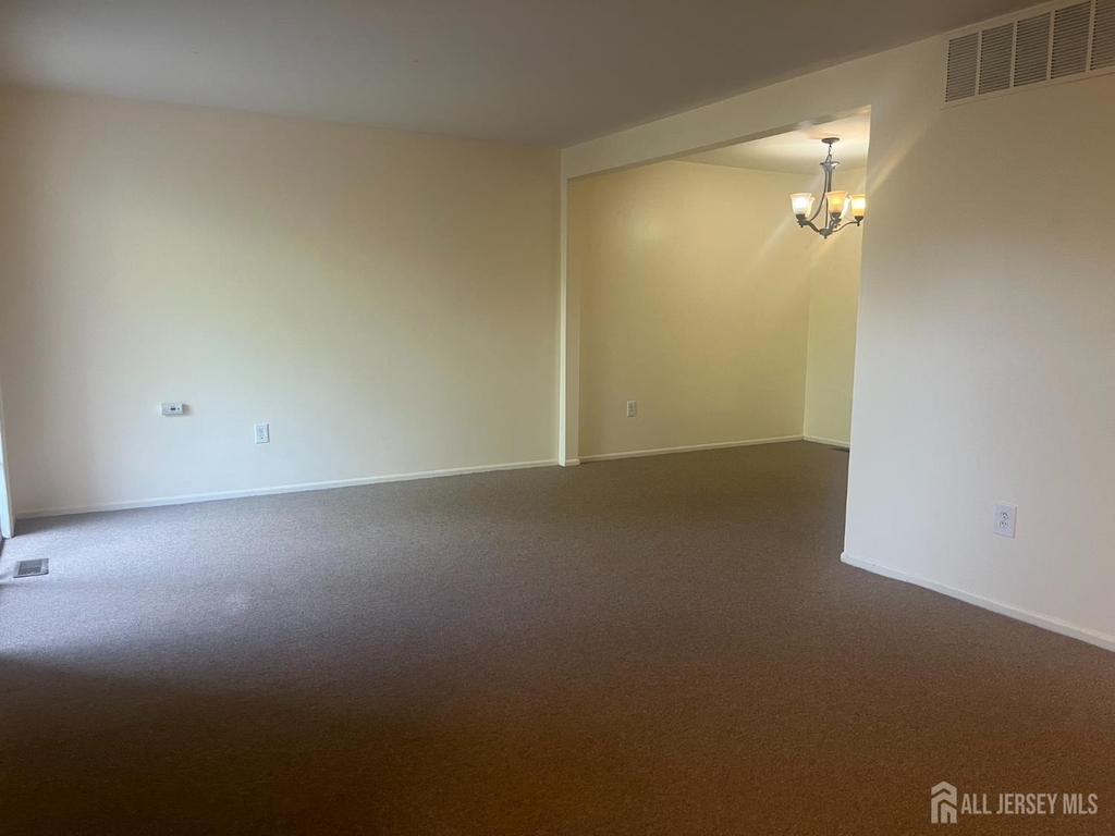 109 Michaels Court - Photo 7