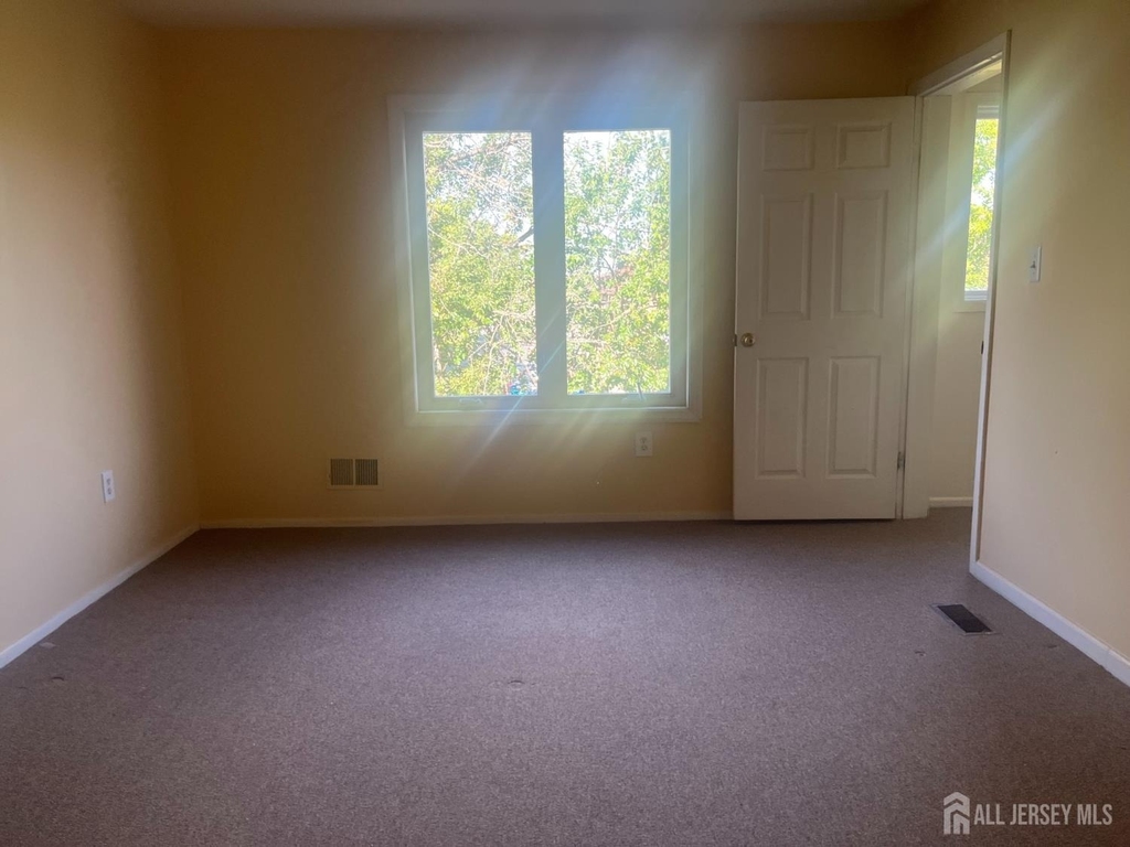 109 Michaels Court - Photo 10
