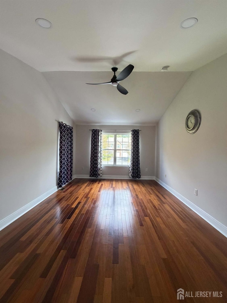 101 Park Knoll Drive - Photo 2