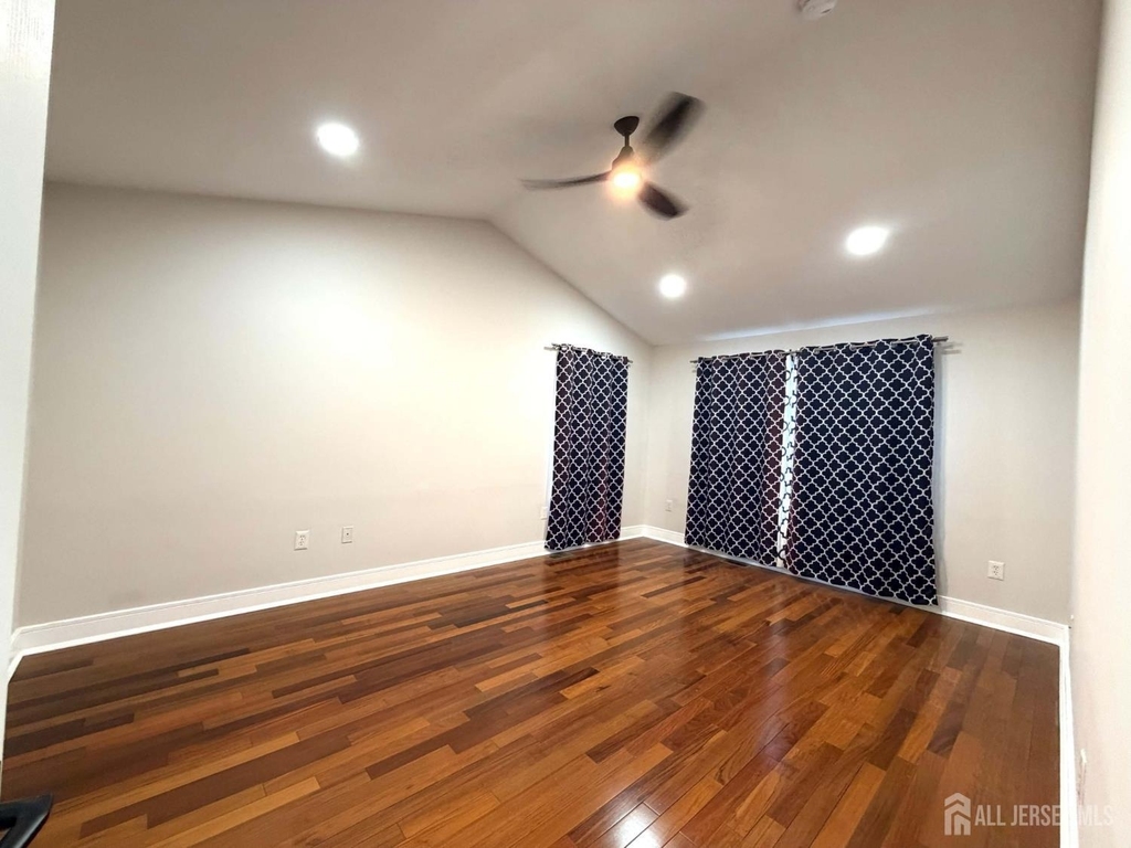 101 Park Knoll Drive - Photo 11