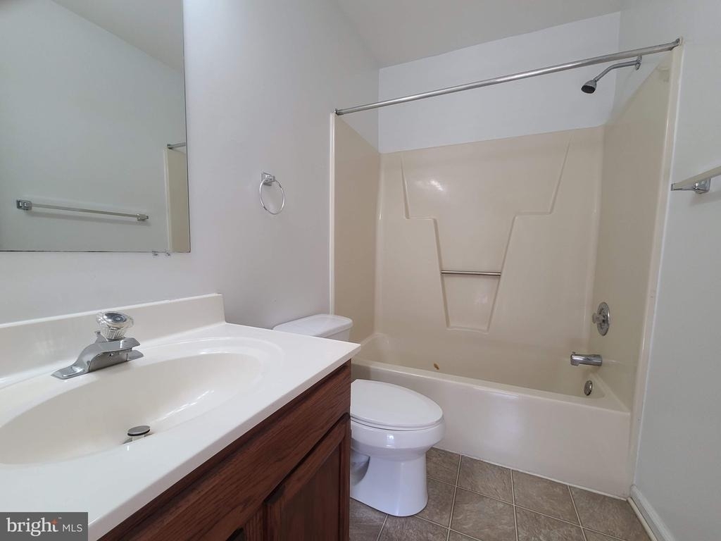 207 Heritage Commons Drive - Photo 11