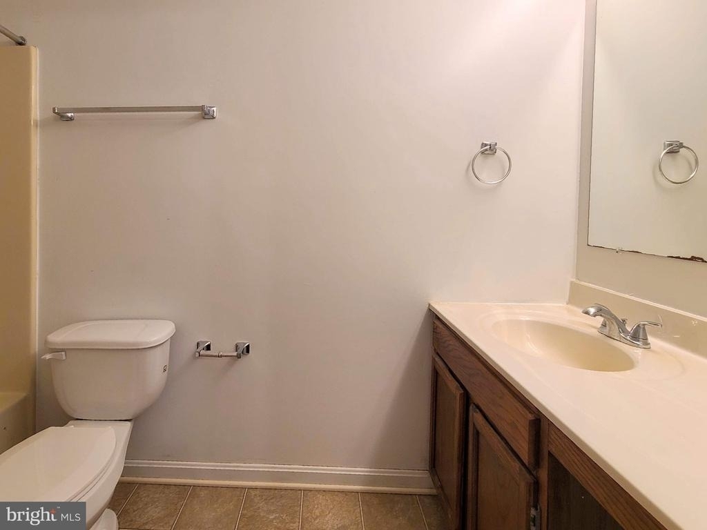 207 Heritage Commons Drive - Photo 15