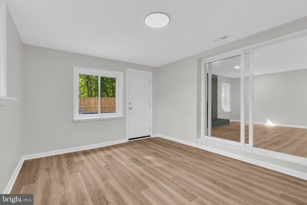 10806 Old Brook Road - Photo 35