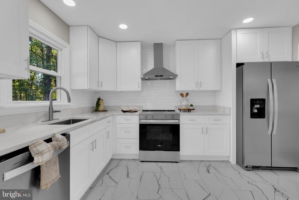 10806 Old Brook Road - Photo 17
