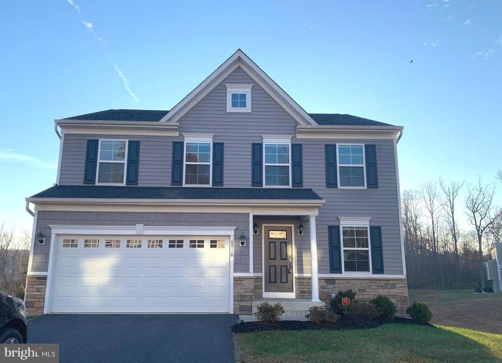 6918 Lunette Lane - Photo 1
