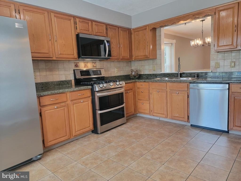 7843 Blue Gray Circle - Photo 5