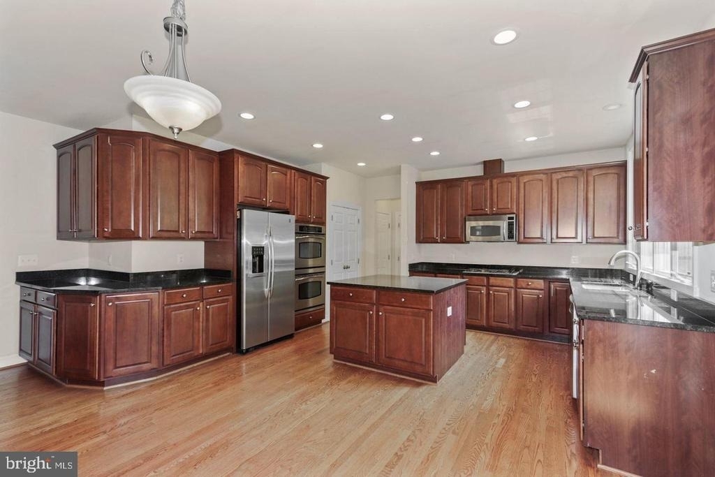 8409 Link Hills Loop - Photo 9