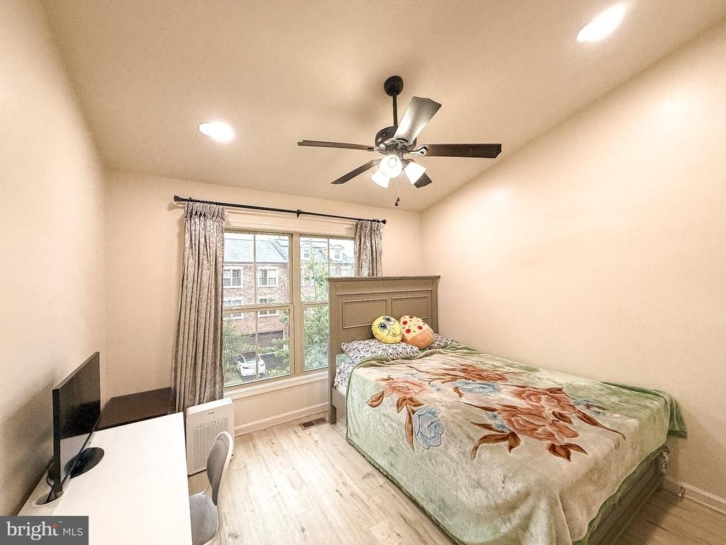 23687 Sailfish Square - Photo 24