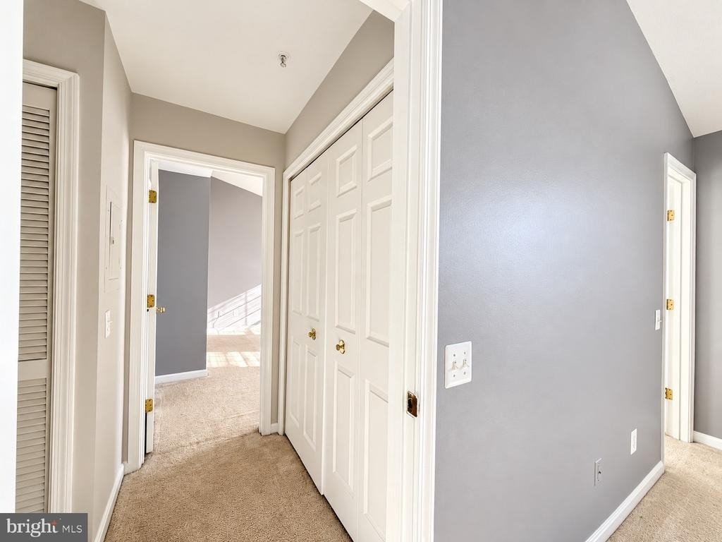 46924 Courtyard Square - Photo 22