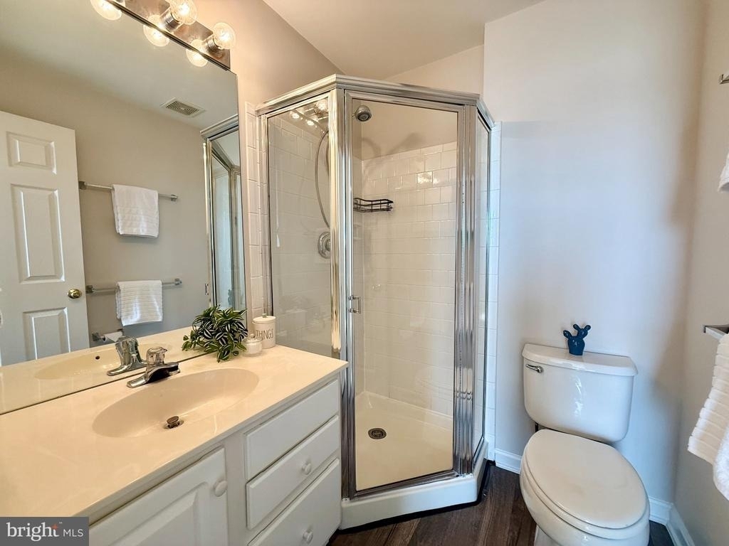 46924 Courtyard Square - Photo 26