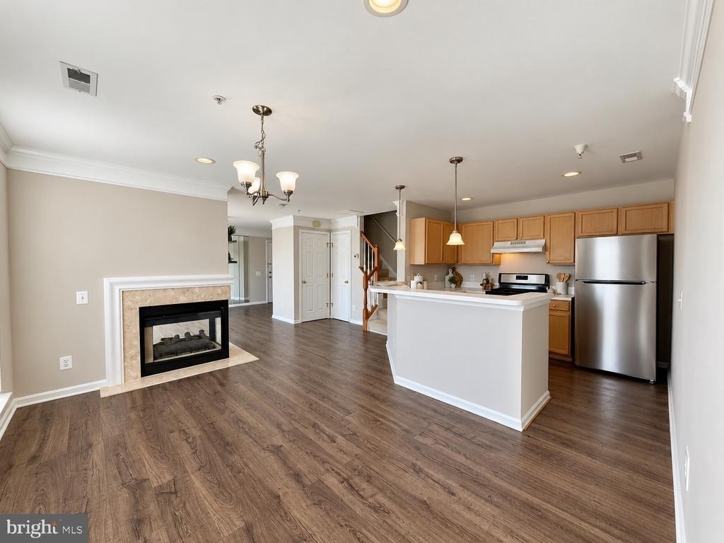 46924 Courtyard Square - Photo 6