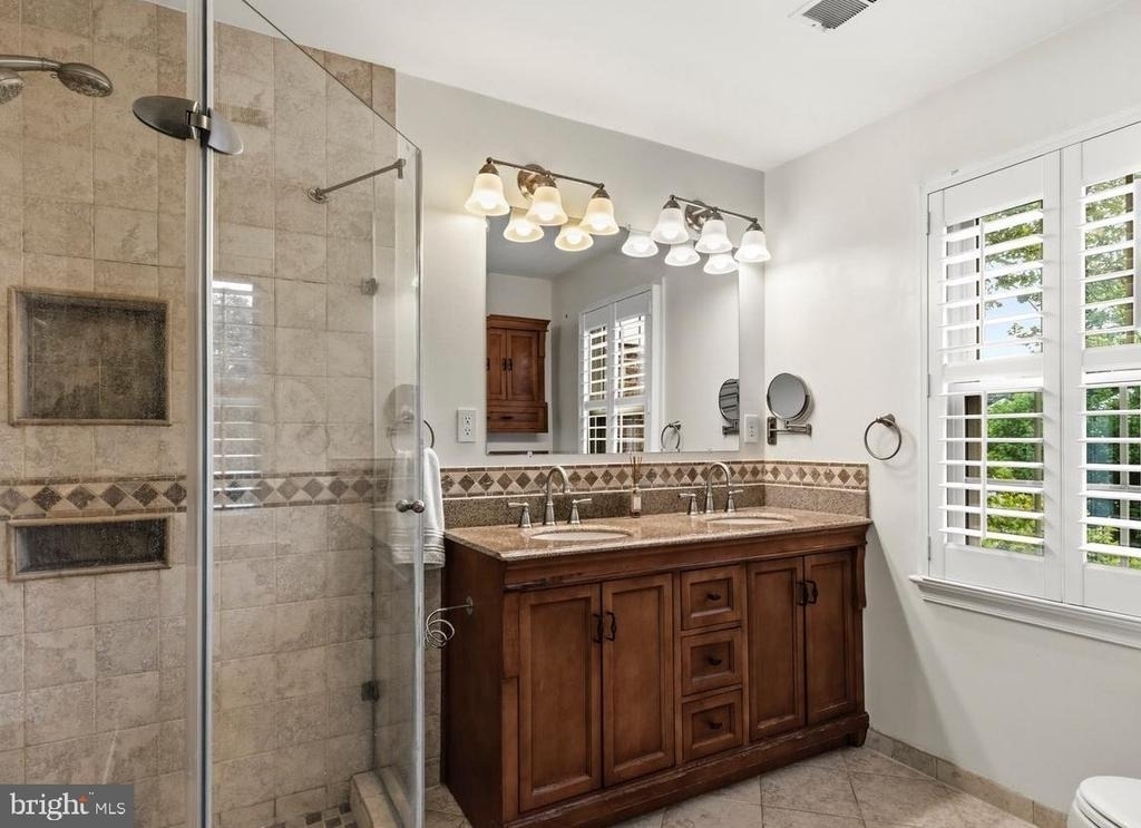5459 Cheshire Meadows Way - Photo 5