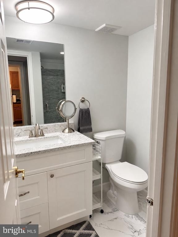 5459 Cheshire Meadows Way - Photo 10