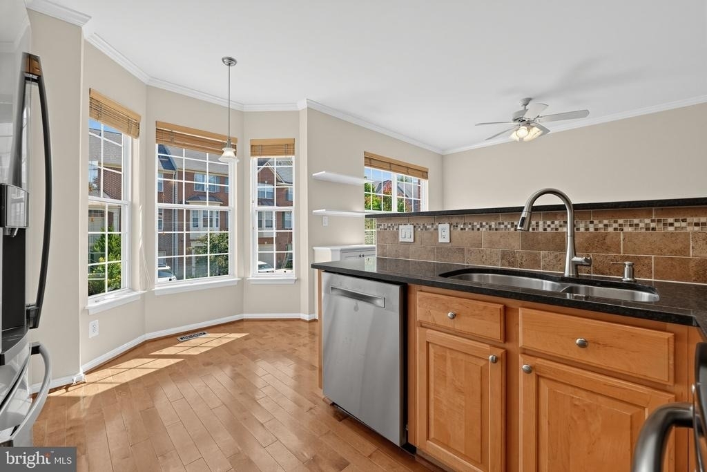 6019 Katelyn Court - Photo 12