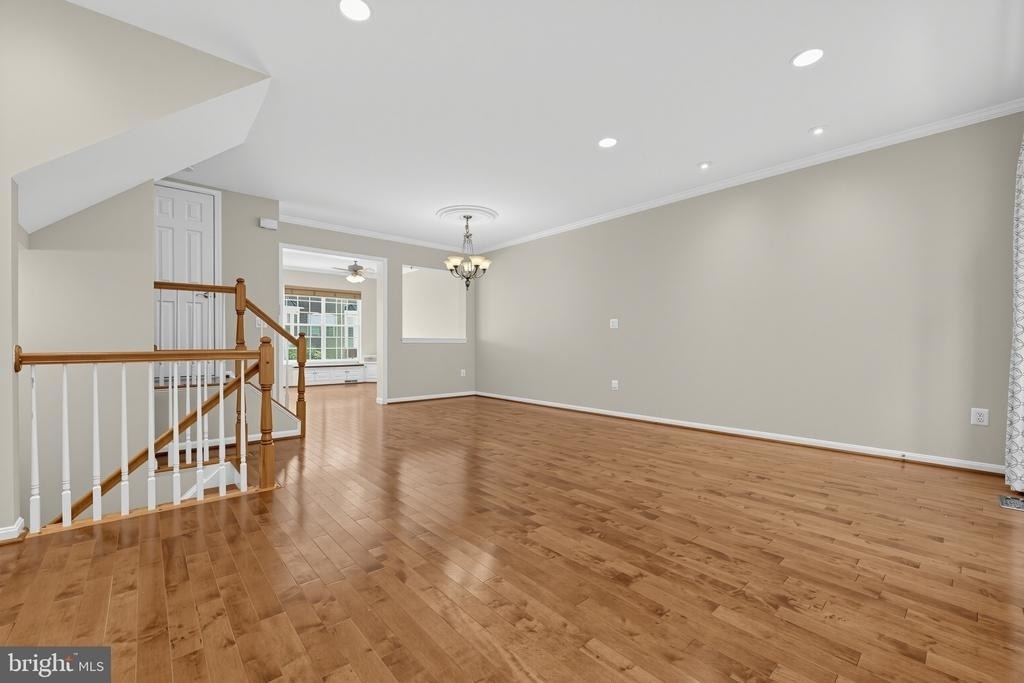 6019 Katelyn Court - Photo 4