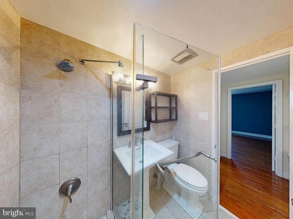 4600 Duke Street - Photo 9
