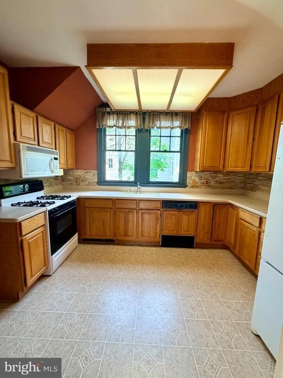 909 N Ivy Street - Photo 19