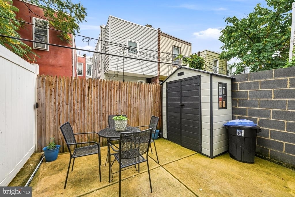 1939 Watkins Street - Photo 27