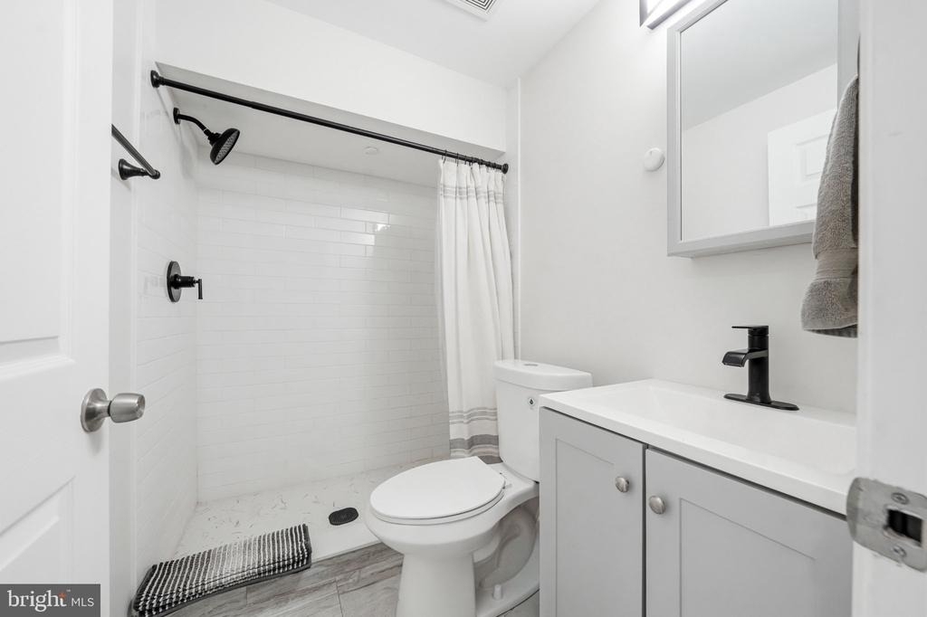 1939 Watkins Street - Photo 20