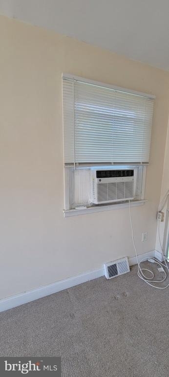 717 Sanford Street - Photo 3