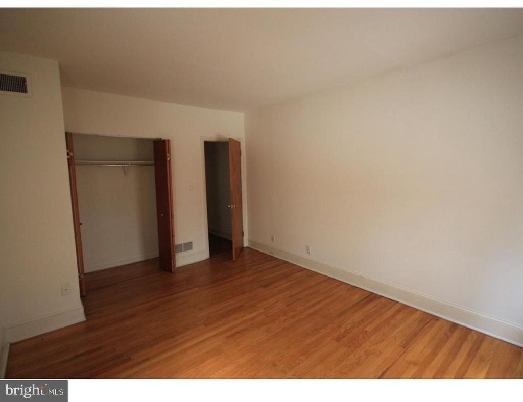 729 Spruce Street - Photo 8