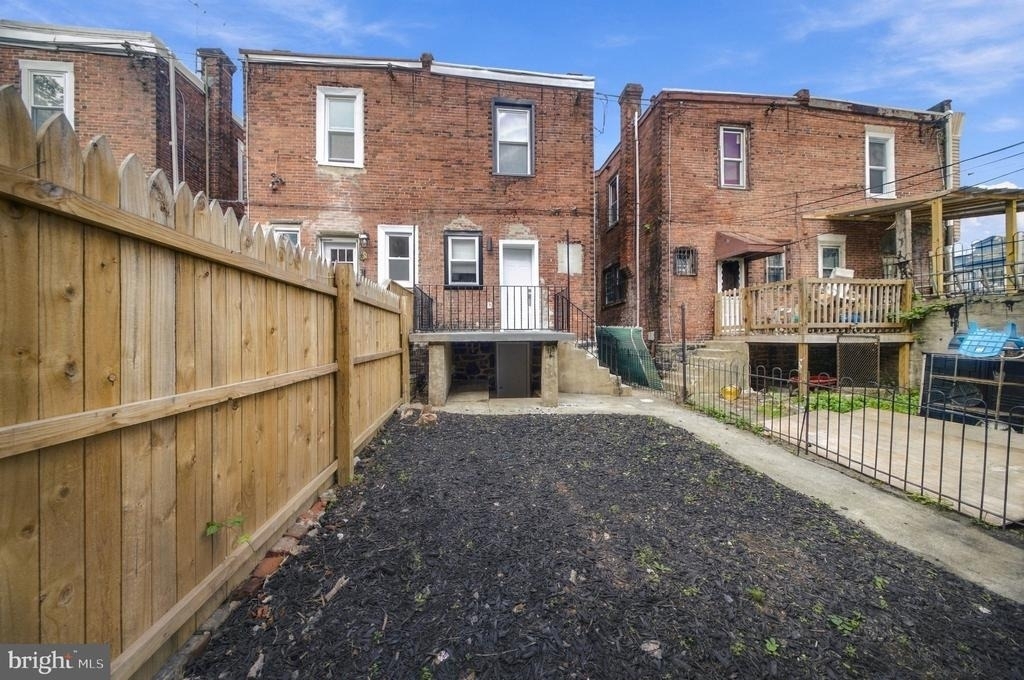 5104 Warrington Avenue - Photo 43