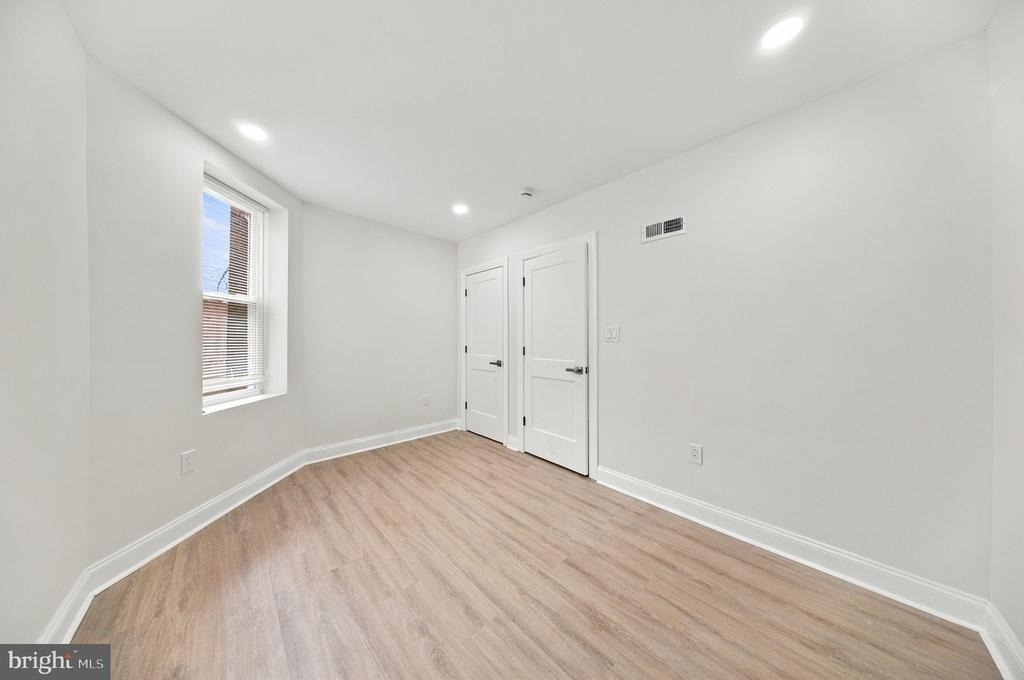 5104 Warrington Avenue - Photo 27