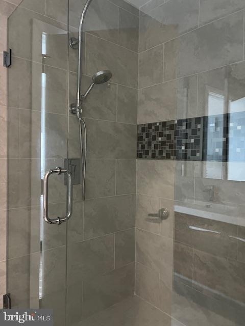 817 Lawrence St - Photo 18