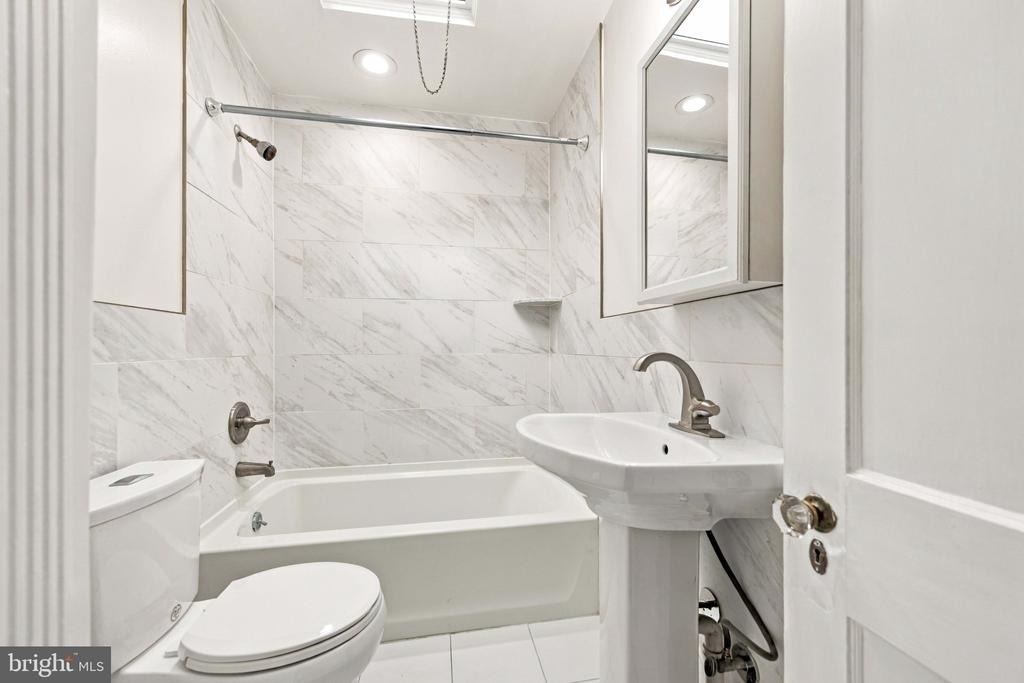 3429 Tilden Street - Photo 3