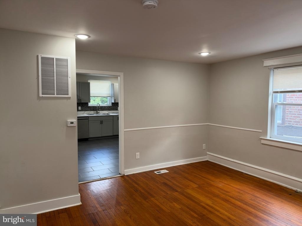 213 W Baltimore Avenue - Photo 7
