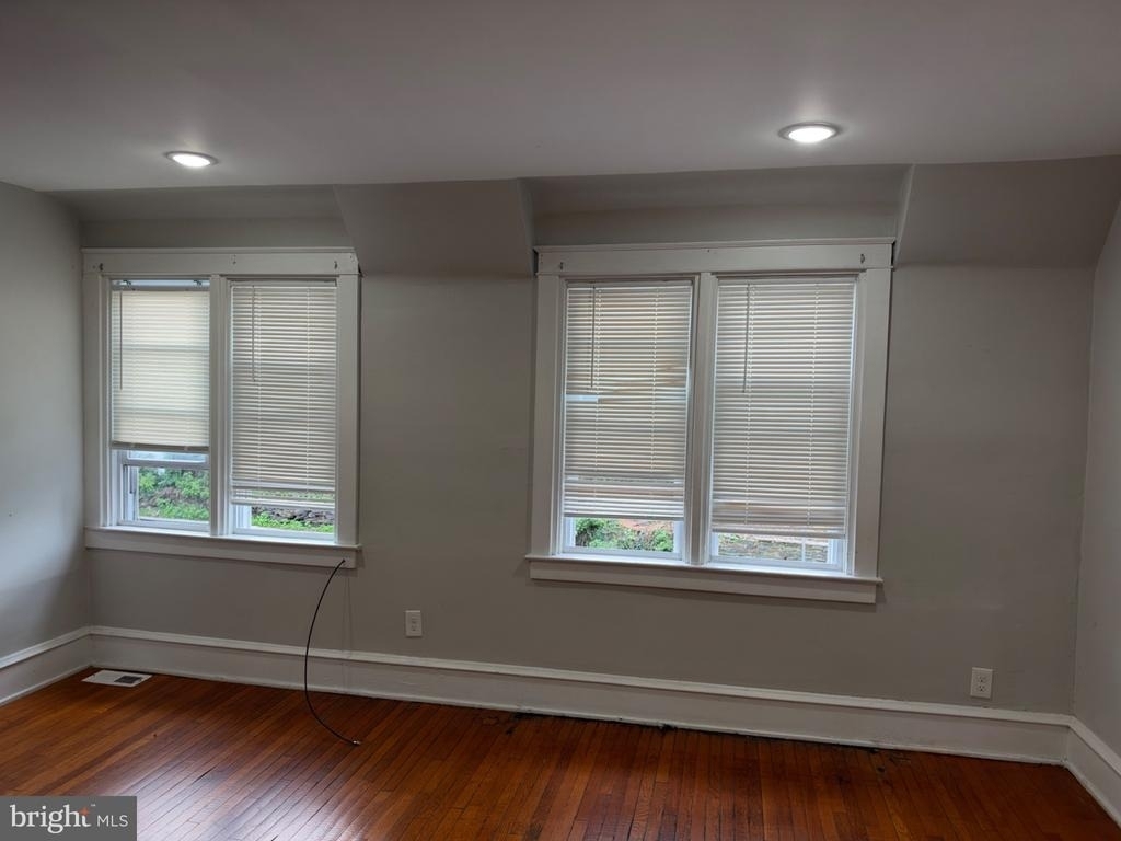 213 W Baltimore Avenue - Photo 3