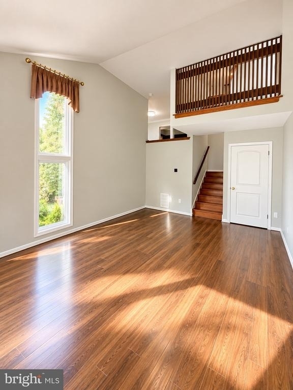 110 Palace Court - Photo 9