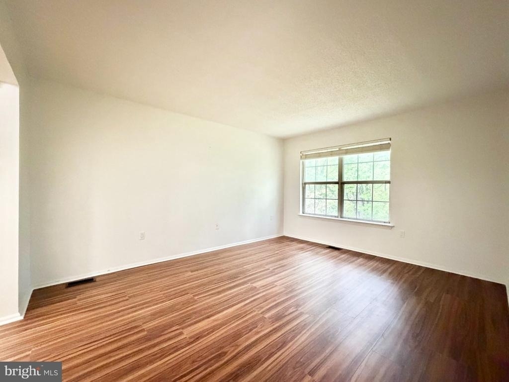 67 Cheverny Court - Photo 18