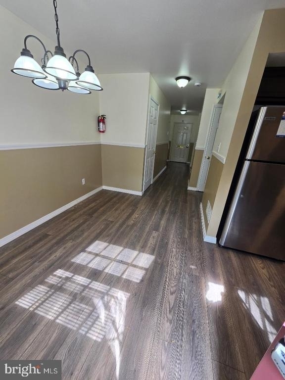 102 Royal Court Lane N - Photo 8