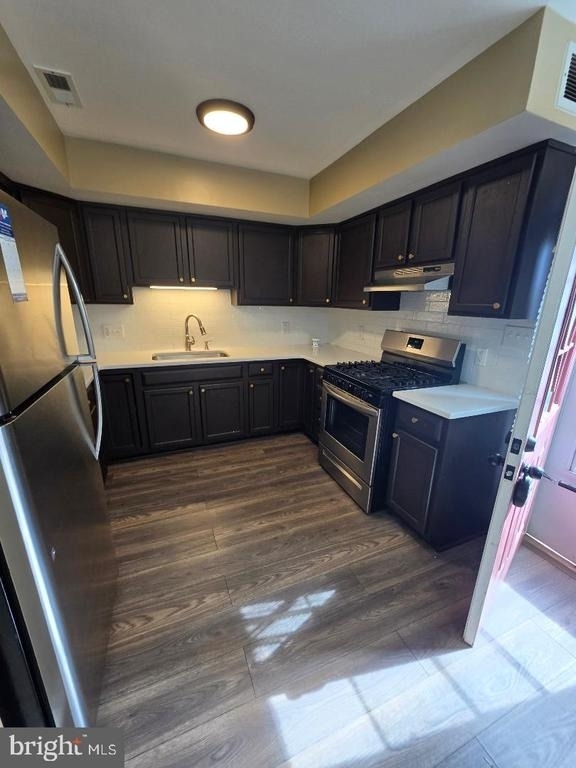 102 Royal Court Lane N - Photo 18