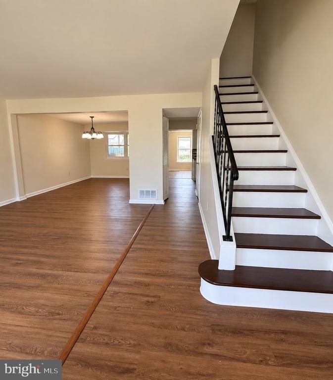 1606 Beechwood Place - Photo 1
