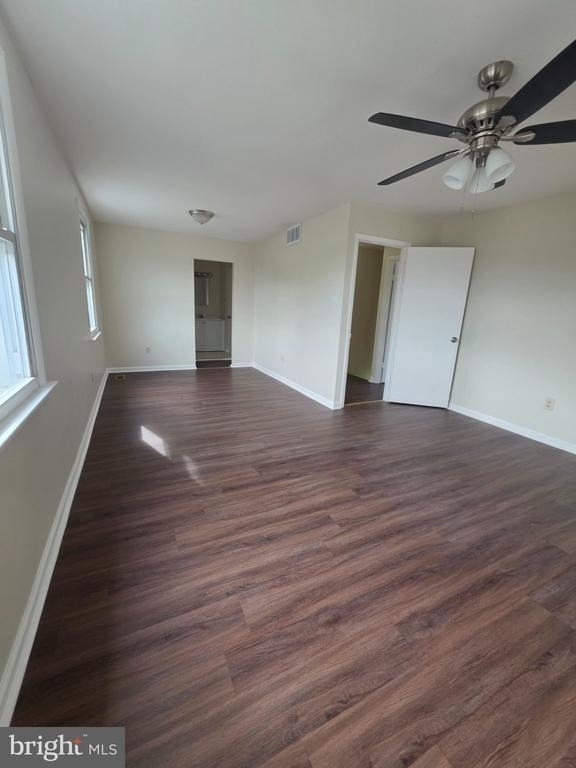 1606 Beechwood Place - Photo 18