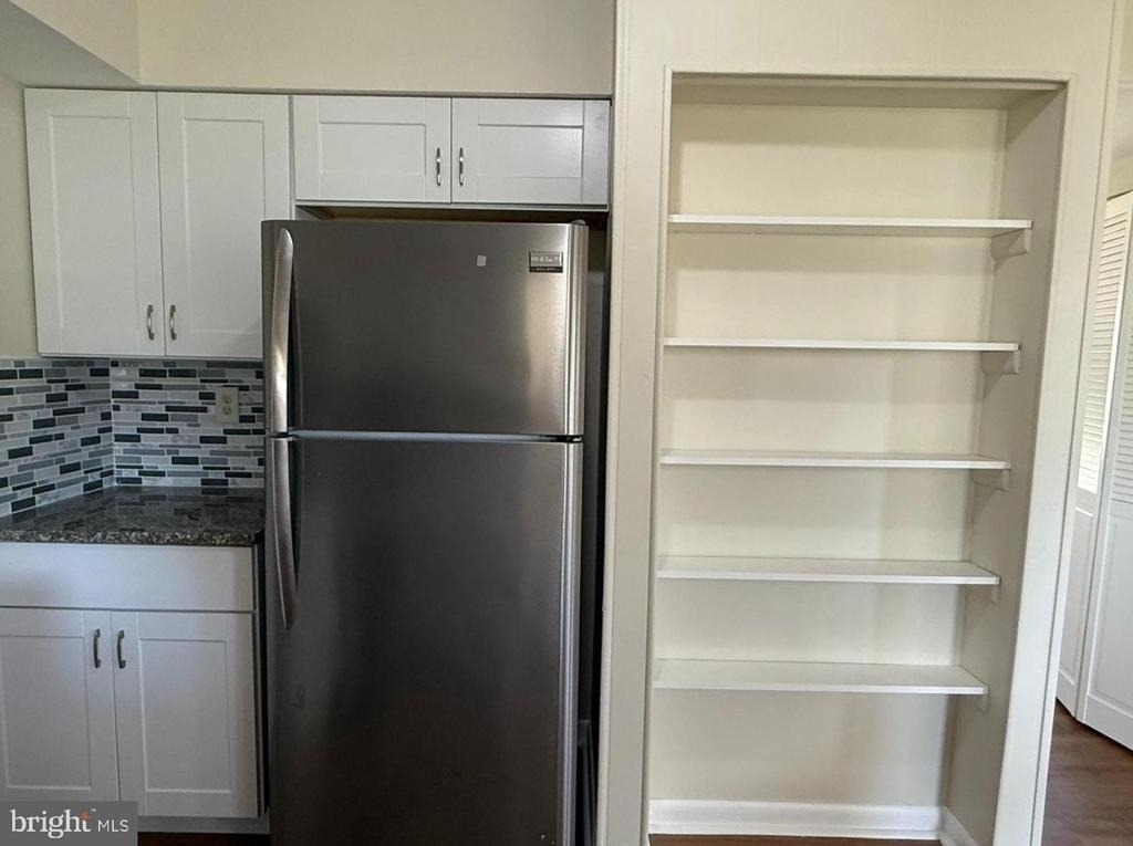 1606 Beechwood Place - Photo 11