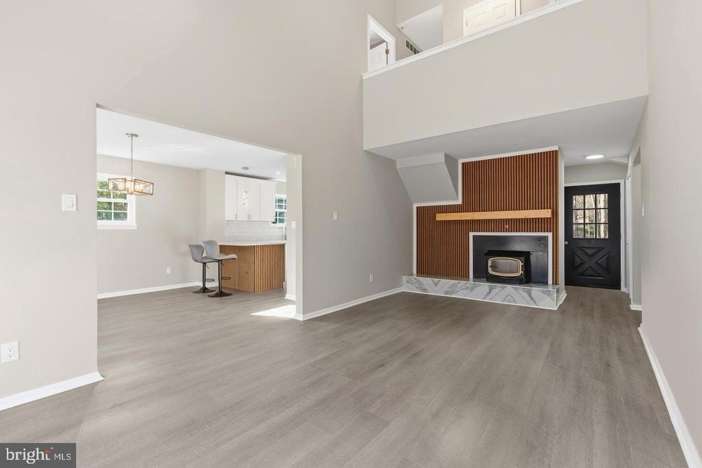 221 Oak Lane - Photo 1