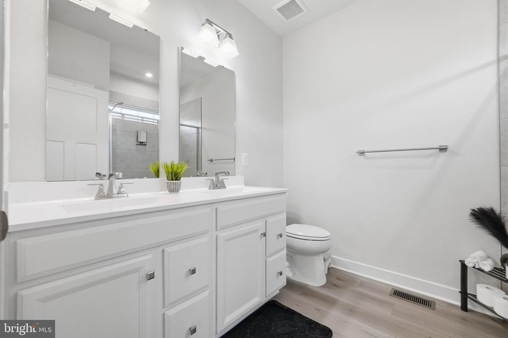 8805 Sybil Lane - Photo 19