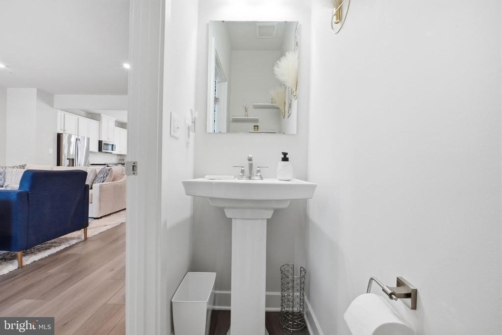 8805 Sybil Lane - Photo 15